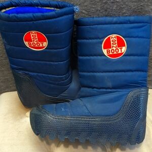 Vintage Moon Boots Blue 1970s-80s RARE ski boots snow original authentic